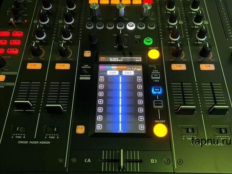 Pioneer DJM-2000NXS Pro DJ-микшер 4-канальный